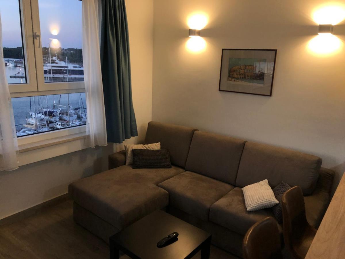 Pula Center Seaview Apartment Екстер'єр фото