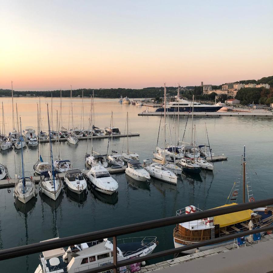 Pula Center Seaview Apartment Екстер'єр фото