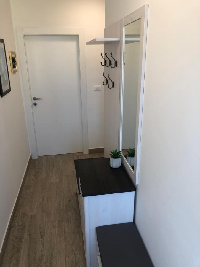 Pula Center Seaview Apartment Екстер'єр фото